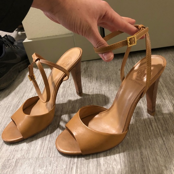 Tory Burch Tan Heels - Picture 2 of 4